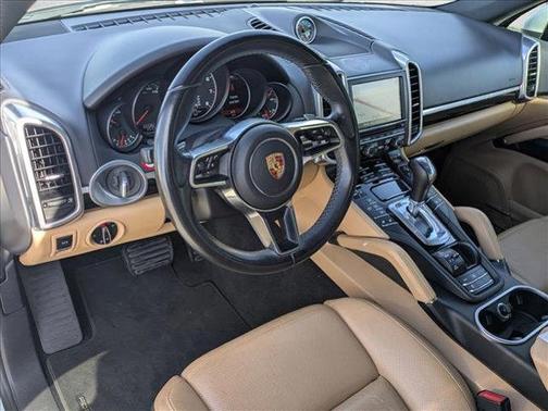 2016 Porsche Cayenne Cayenne