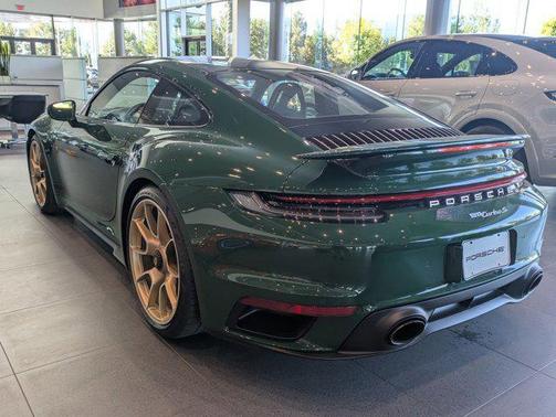 2022 Porsche 911 Turbo S