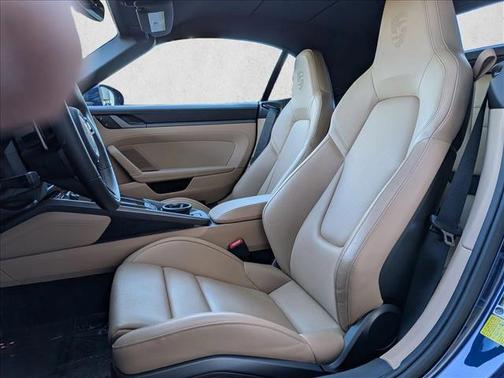 2024 Porsche 911 Carrera 4S Cabriolet