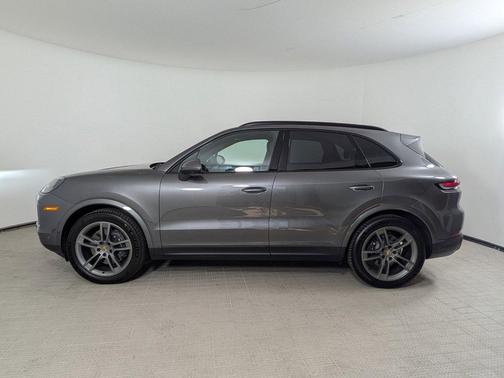 Quartzite Grey Metallic 2025 Porsche Cayenne Cayenne