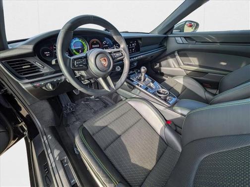 2024 Porsche 911 Carrera