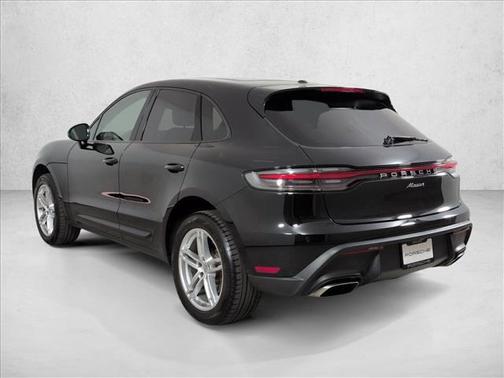 2025 Porsche Macan T