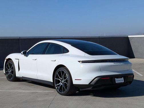 2024 Porsche Taycan 4S