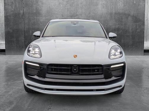 2022 Porsche Macan GTS