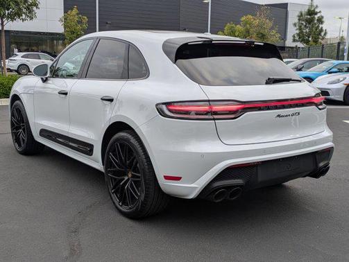 2022 Porsche Macan GTS