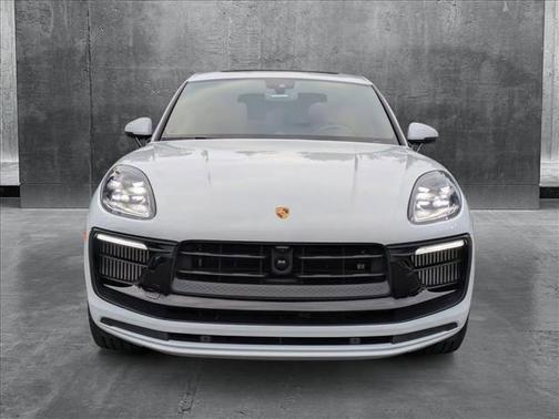 2022 Porsche Macan GTS