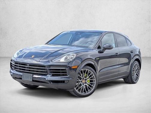 2023 Porsche Cayenne Platinum Edition