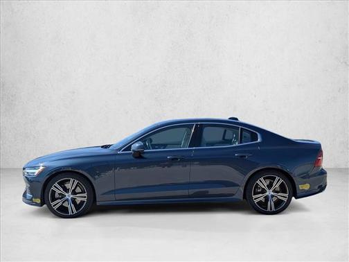 2022 Volvo S60 Recharge Plug-In Hybrid T8 Inscription