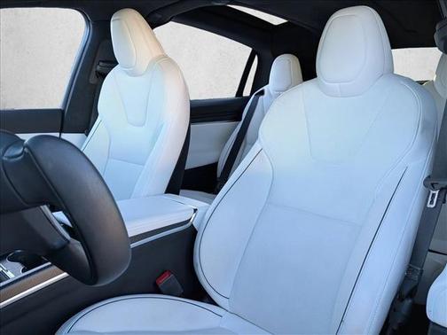 2023 Tesla Model X Plaid Tri Motor All-Wheel Drive