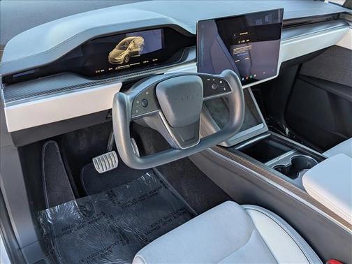 2023 Tesla Model X Plaid Tri Motor All-Wheel Drive