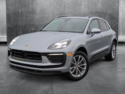 2024 Porsche Macan Base