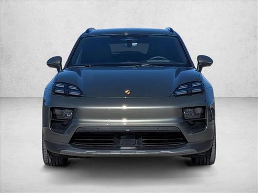 2025 Porsche Macan Electric