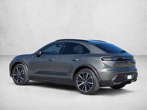 2025 Porsche Macan Electric