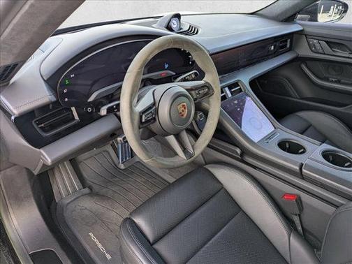 2023 Porsche Taycan GTS