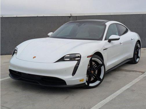2022 Porsche Taycan RWD
