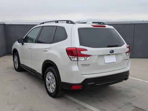 2022 Subaru Forester Base