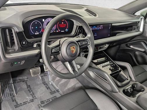 White 2024 Porsche Cayenne S
