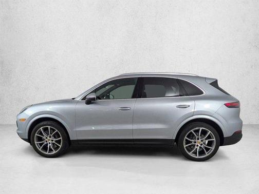 Silver 2023 Porsche Cayenne Platinum Edition