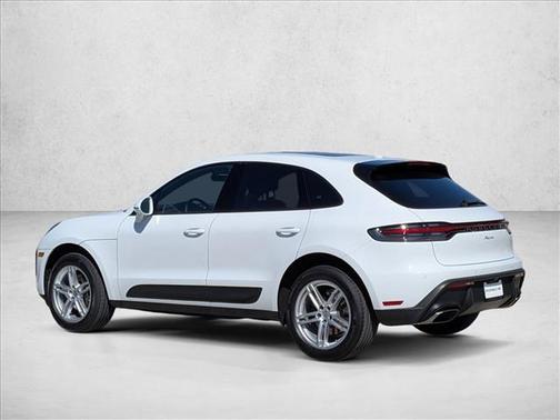 2025 Porsche Macan AWD
