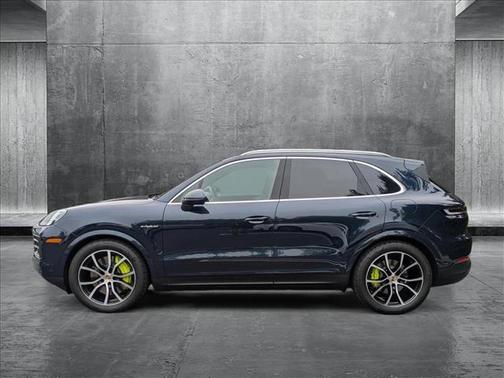 2025 Porsche Cayenne E-Hybrid S