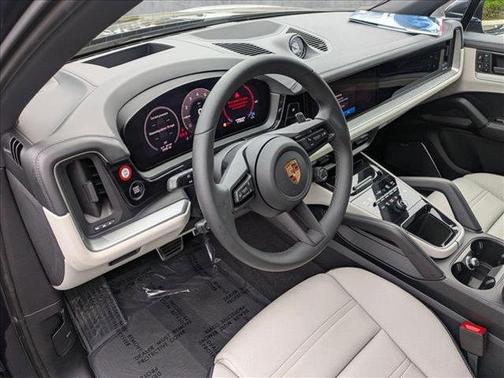 2025 Porsche Cayenne E-Hybrid S