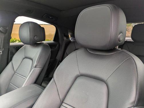 2021 Porsche Cayenne Coupe AWD