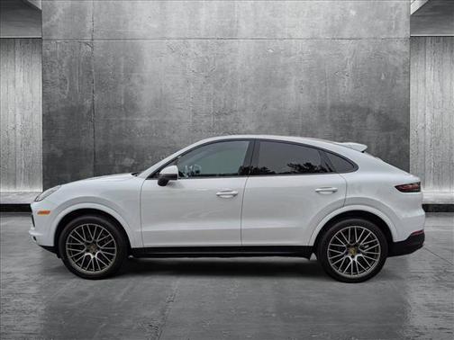 2022 Porsche Cayenne Platinum Edition