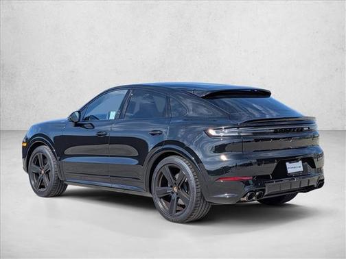 2025 Porsche Cayenne GTS