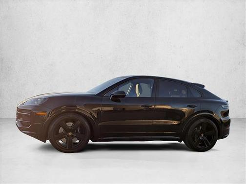 2025 Porsche Cayenne GTS