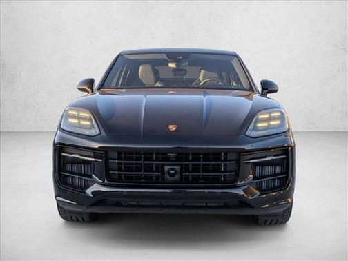 2025 Porsche Cayenne GTS