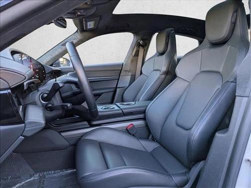 2024 Porsche Taycan Turbo S