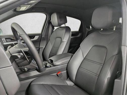 2025 Porsche Cayenne Cayenne