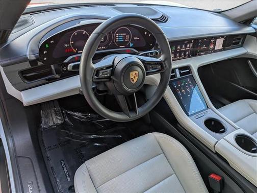 2022 Porsche Taycan RWD