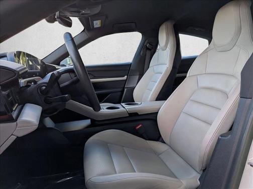 2022 Porsche Taycan RWD