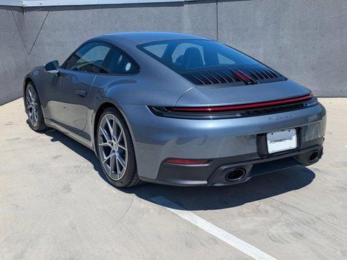 2025 Porsche 911 Carrera T