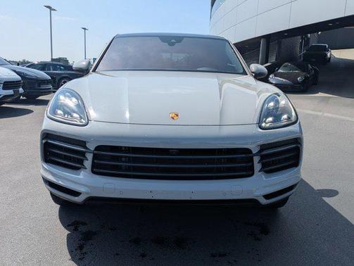 2022 Porsche Cayenne Platinum Edition