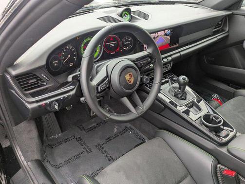 2024 Porsche 911 Carrera