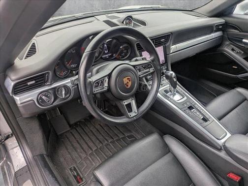 2018 Porsche 911 Carrera S