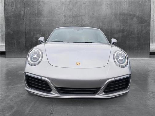 2018 Porsche 911 Carrera S