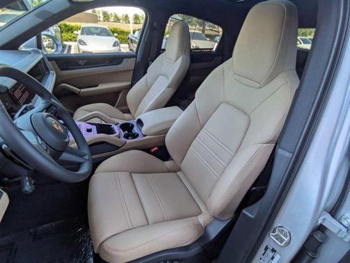2025 Porsche Cayenne S