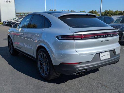 2025 Porsche Cayenne S