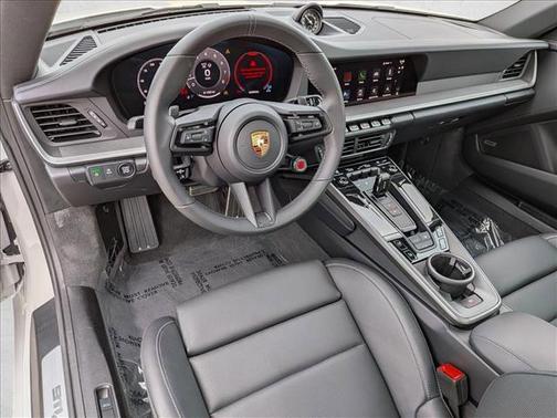 2025 Porsche 911 Carrera S