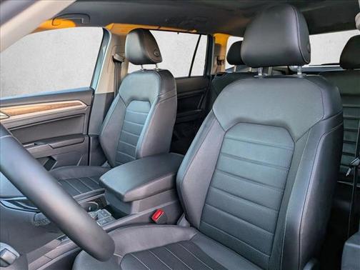 2018 Volkswagen Atlas 3.6L SEL Premium