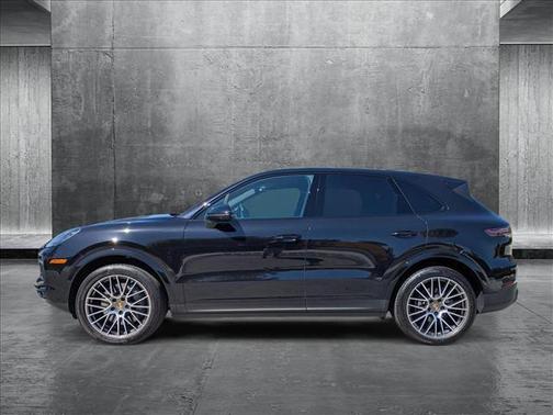 2022 Porsche Cayenne S