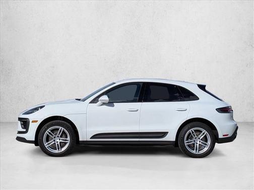 2025 Porsche Macan AWD