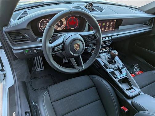 2025 Porsche 911 Carrera T