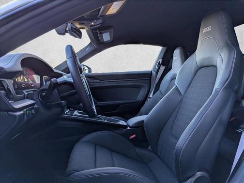 2025 Porsche 911 Carrera T