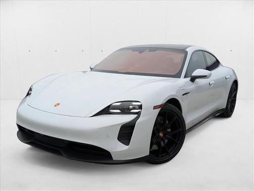 2022 Porsche Taycan GTS
