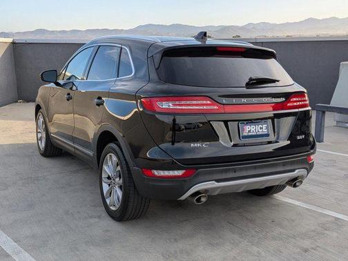 2017 Lincoln MKC Select