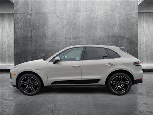 2021 Porsche Macan Base